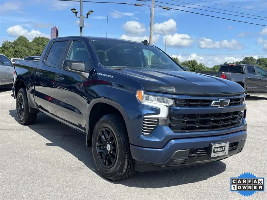 2023 Chevrolet Silverado 1500 RST photo 1