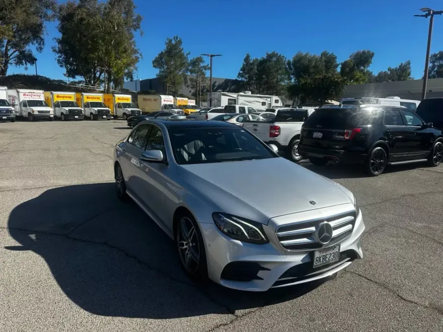 2019 Mercedes Benz E 300 Sedan photo 1