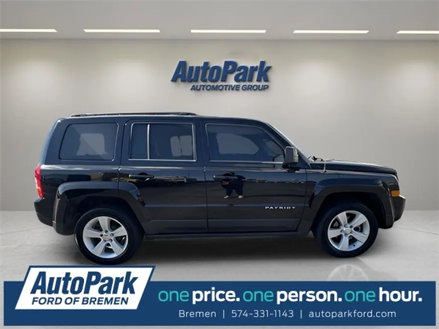 2017 Jeep Patriot Latitude photo 1
