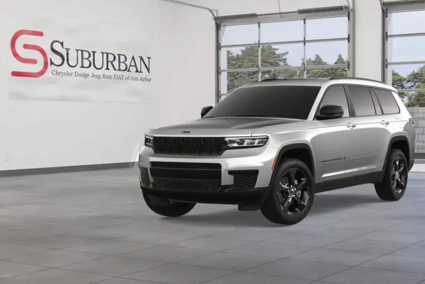 2025 Jeep Grand Cherokee Altitude photo 1