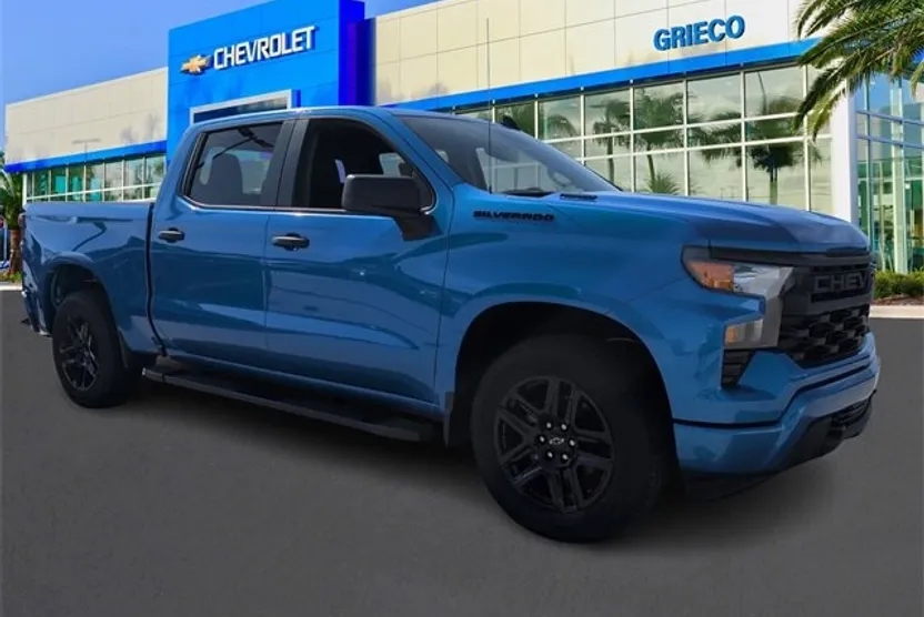 2026 Chevrolet Silverado 1500 Custom photo 1