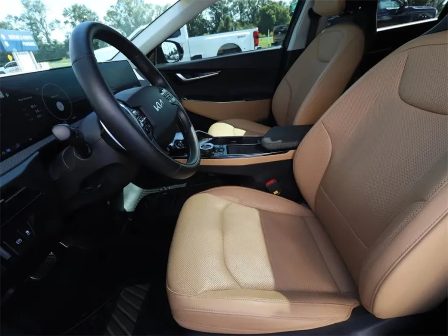 2023 Kia EV6 GT-Line photo 1