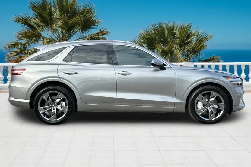2025 Genesis Electrified GV70 Advanced photo 1