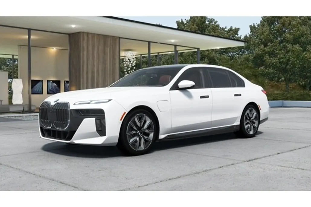 2025 Bmw 750e photo 1