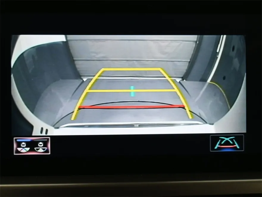 2023 Lexus GX Premium photo 1
