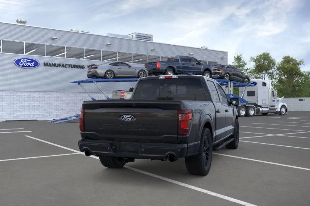 2025 Ford F-150 XLT photo 1