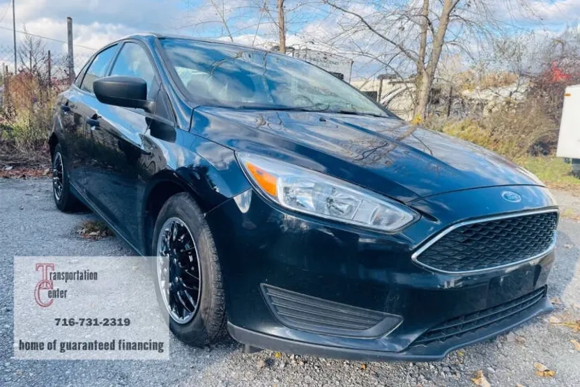 2018 Ford Focus S photo 1