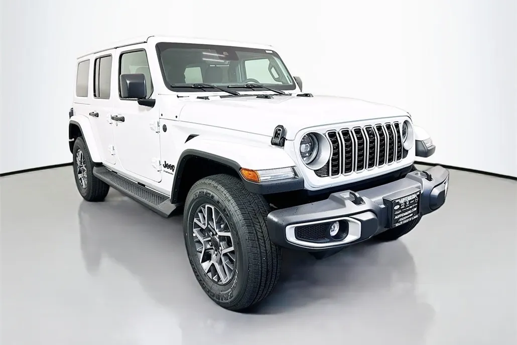 2025 Jeep Wrangler Sahara photo 1