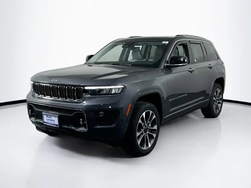2022 Jeep Grand Cherokee Overland photo 1