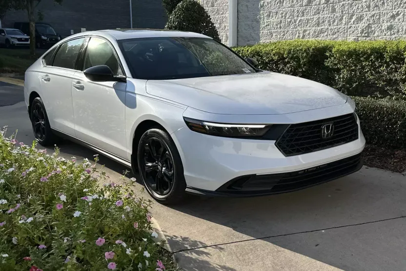 2025 Honda Accord SE photo 1