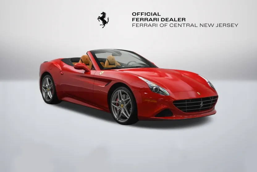 2017 Ferrari California T photo 1
