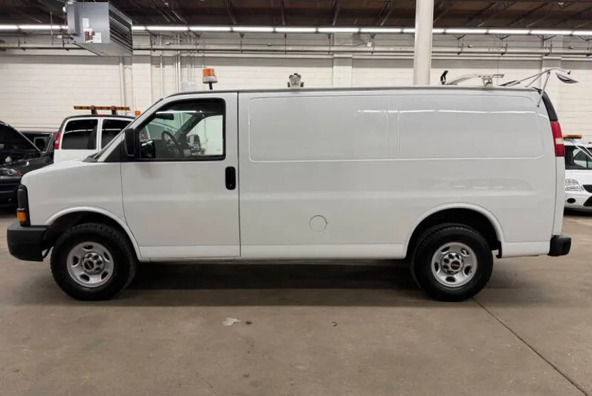 2014 Gmc Savana 2500 Cargo photo 1