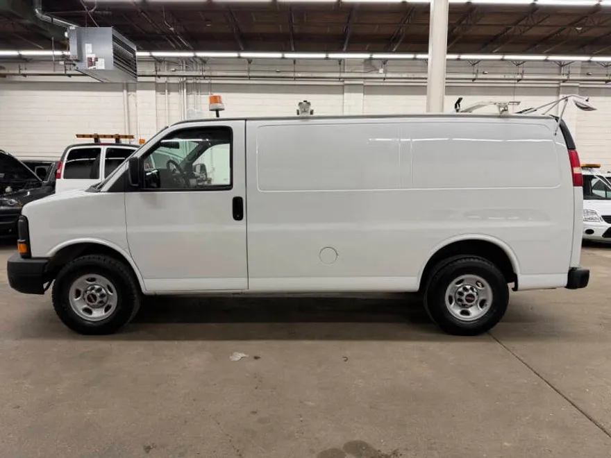 2014 Gmc Savana 2500 Cargo photo 1