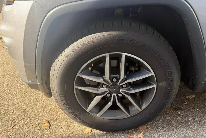 2020 Jeep Grand Cherokee Limited photo 1