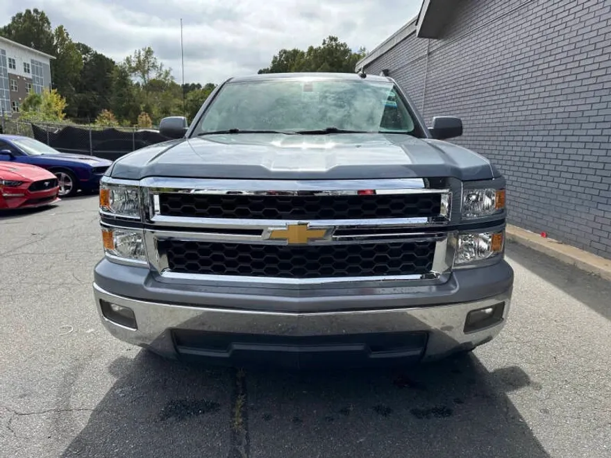 2015 Chevrolet Silverado 1500 LT photo 1
