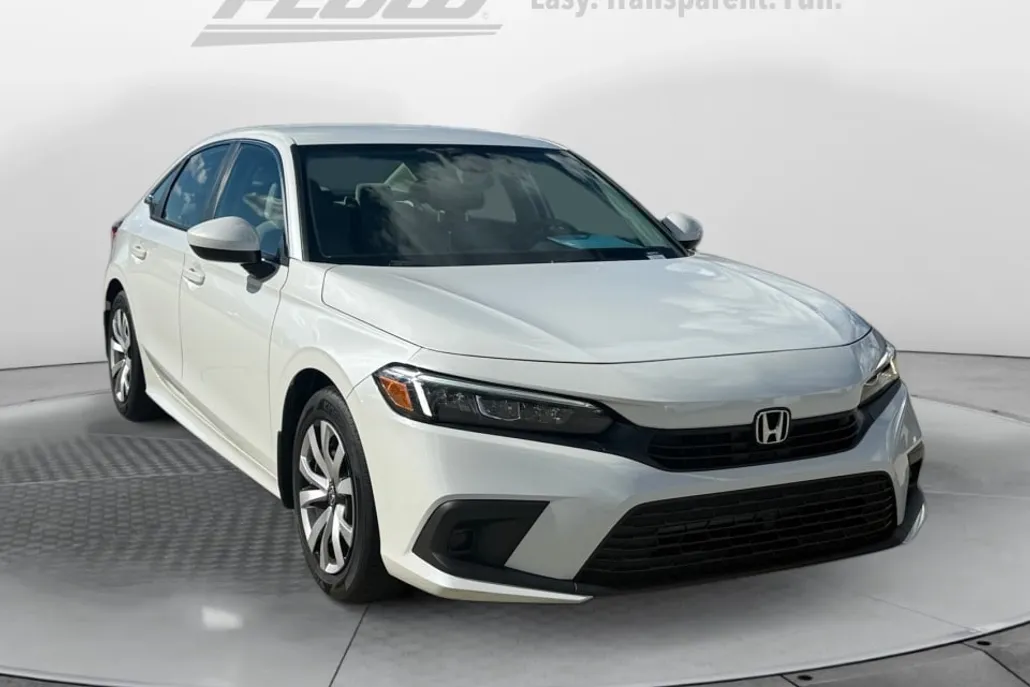 2022 Honda Civic LX photo 1