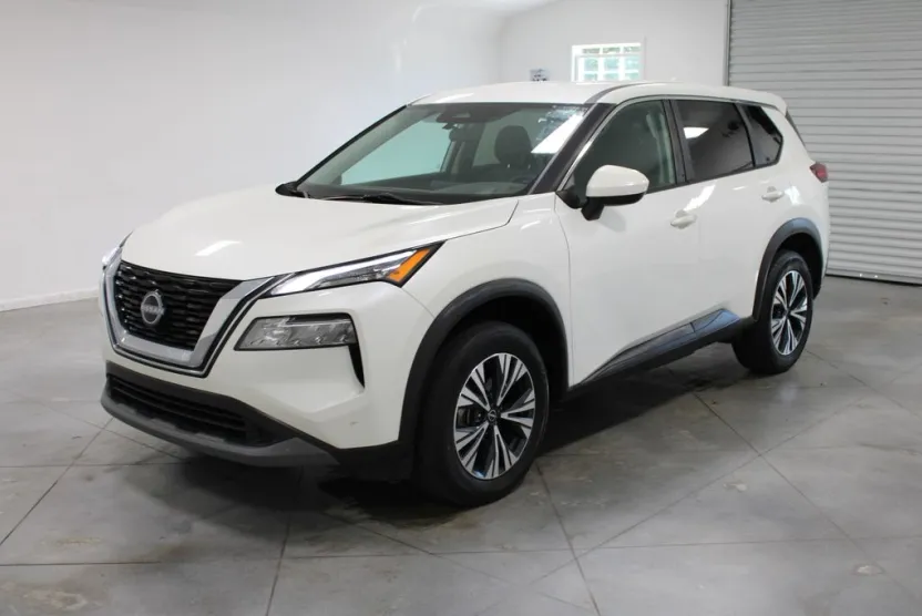 2023 Nissan Rogue SV photo 1