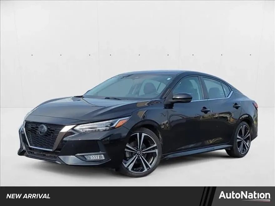 2022 Nissan Sentra SR photo 1
