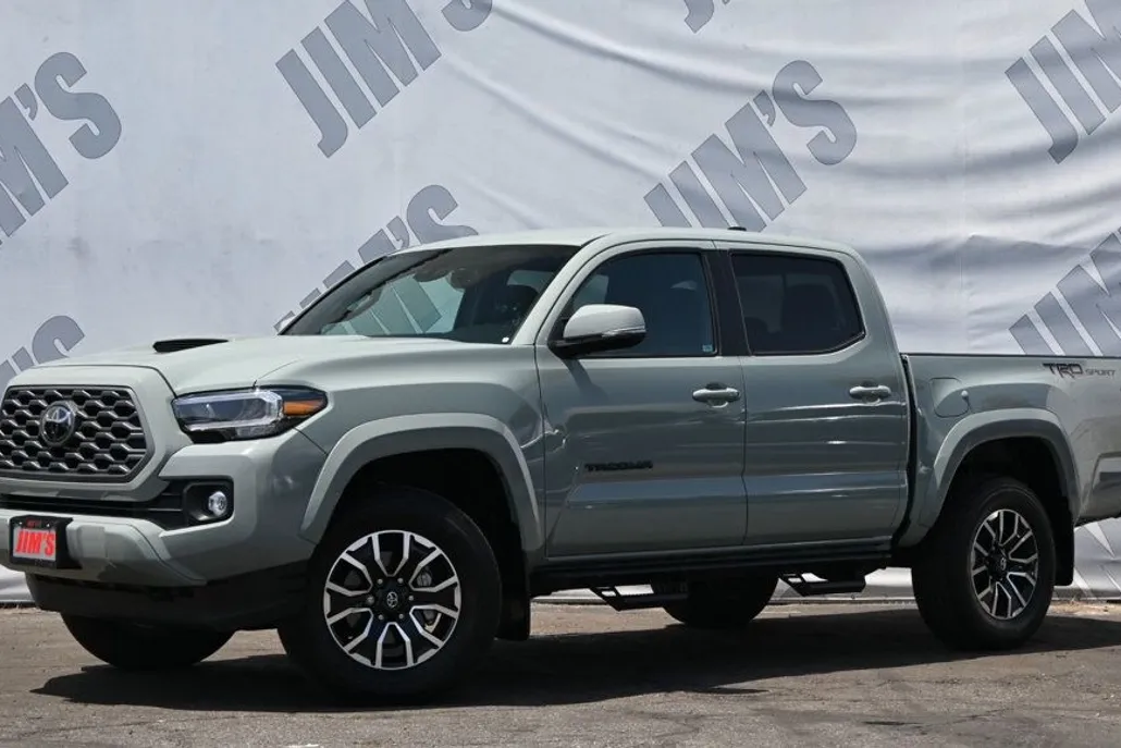 2023 Toyota Tacoma TRD Sport Double Cab V6 photo 1