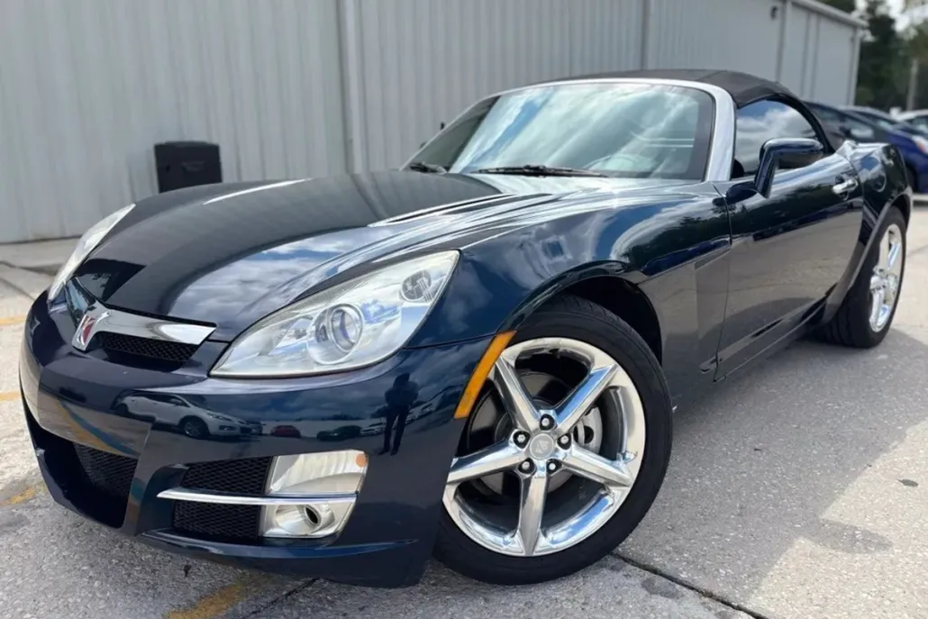 2007 Saturn Sky Convertible photo 1