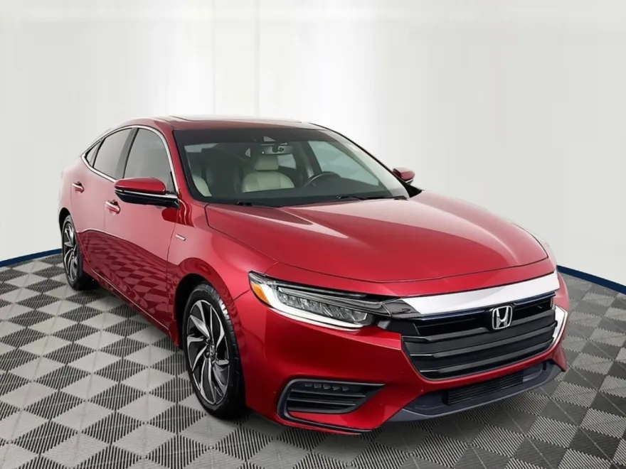 2021 Honda Insight Touring photo 1