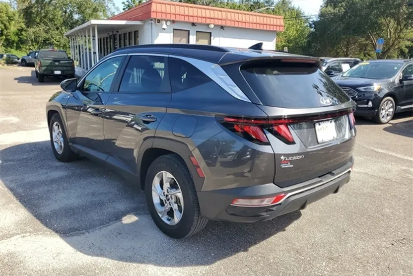 2024 Hyundai Tucson SEL photo 1
