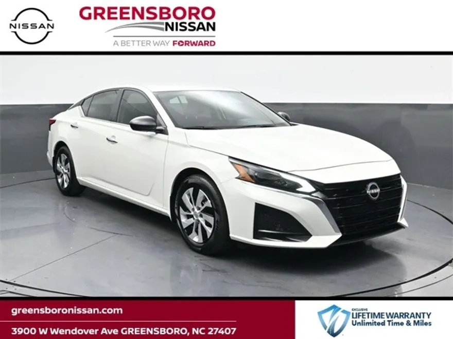 2025 Nissan Altima S photo 1