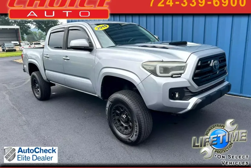 2019 Toyota Tacoma SR Double Cab 4x4 photo 1