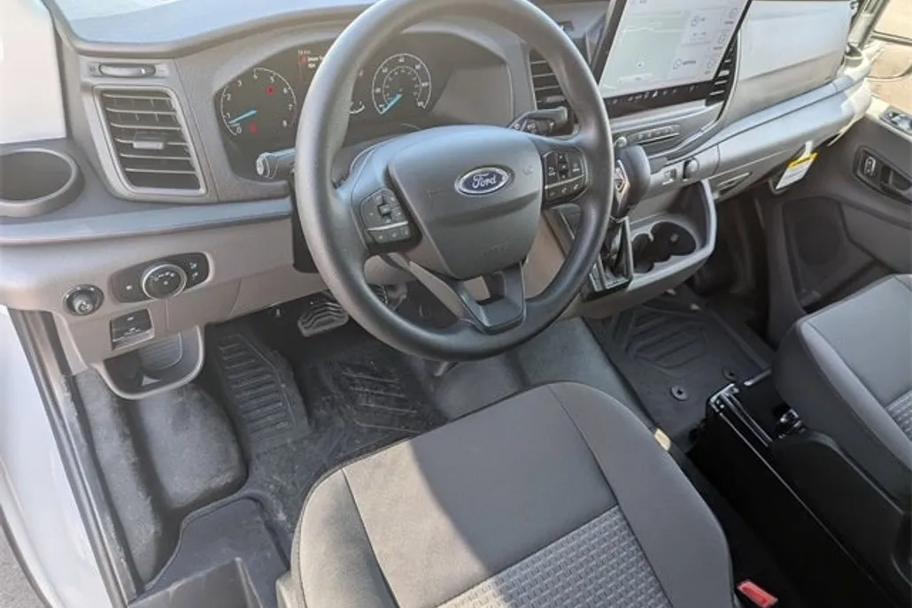 2025 Ford Transit photo 1