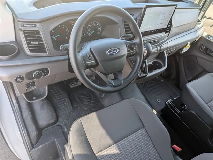 2025 Ford Transit photo 1