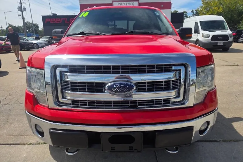 2014 Ford F-150 XLT photo 1