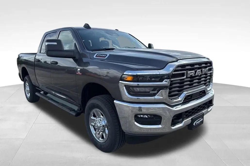 2025 Ram 2500 Tradesman photo 1