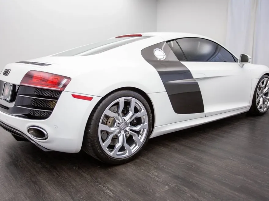 2011 Audi R8 5.2 photo 25