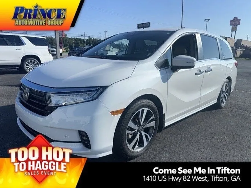 2021 Honda Odyssey Touring photo 1