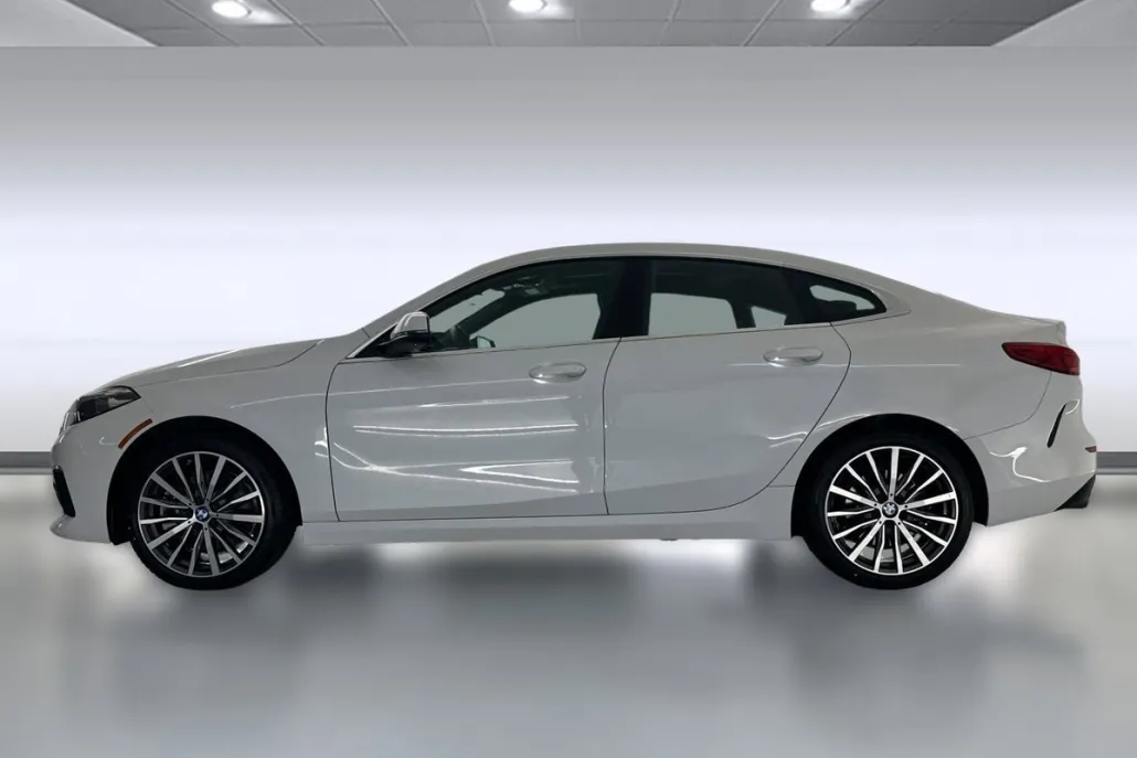 2022 Bmw 228i Coupe photo 1