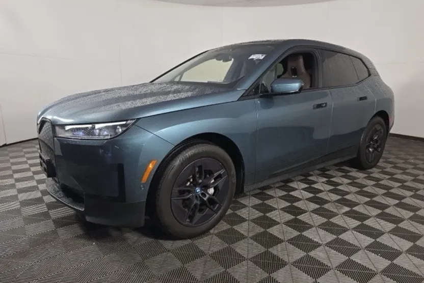 2024 Bmw iX photo 1