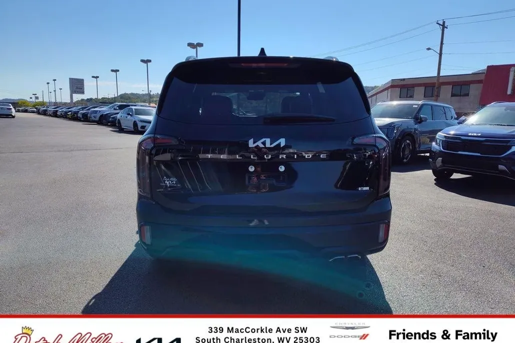 2024 Kia Telluride SX Prestige X-Line photo 1