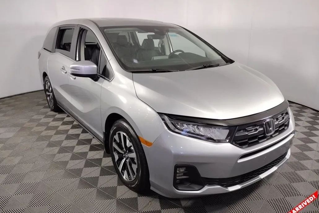 2026 Honda Odyssey EX-L photo 1