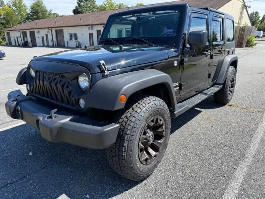 2015 Jeep Wrangler Unlimited Sport photo 1