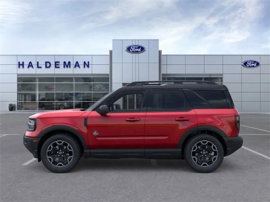 2025 Ford Bronco Sport Outer Banks photo 1