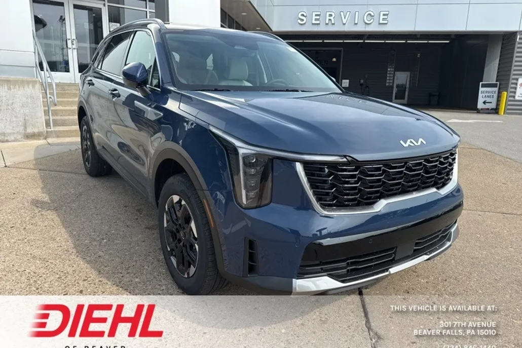 2025 Kia Sorento S photo 1