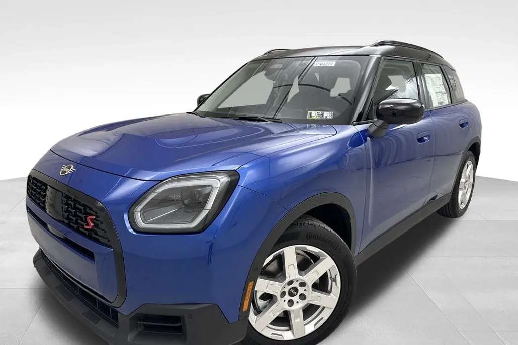 2025 Mini Countryman S ALL4 photo 1