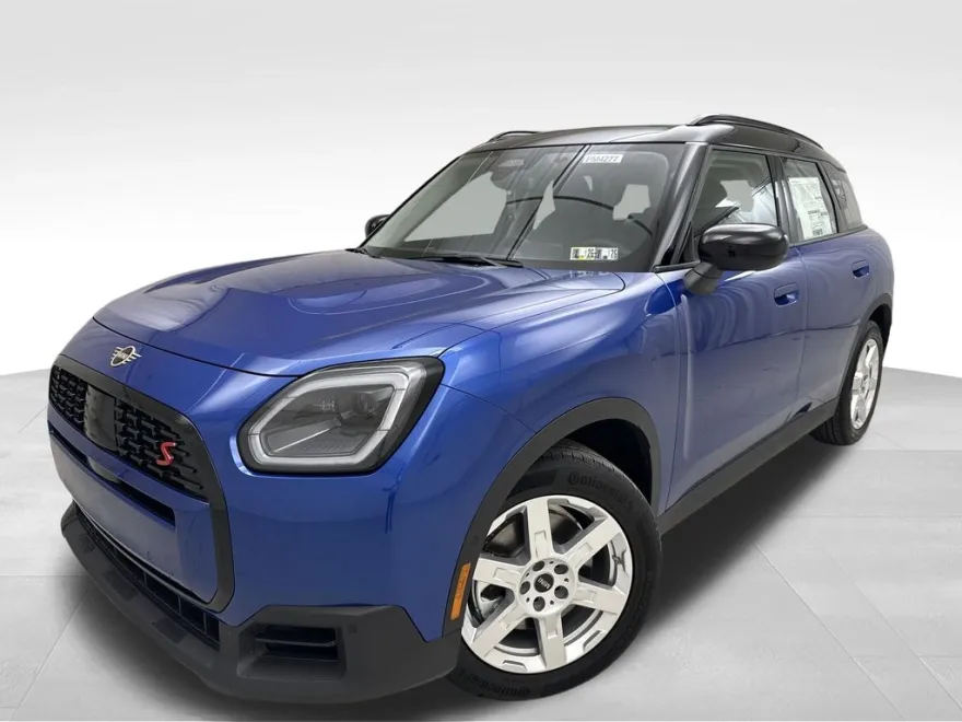 2025 Mini Countryman S ALL4 photo 1