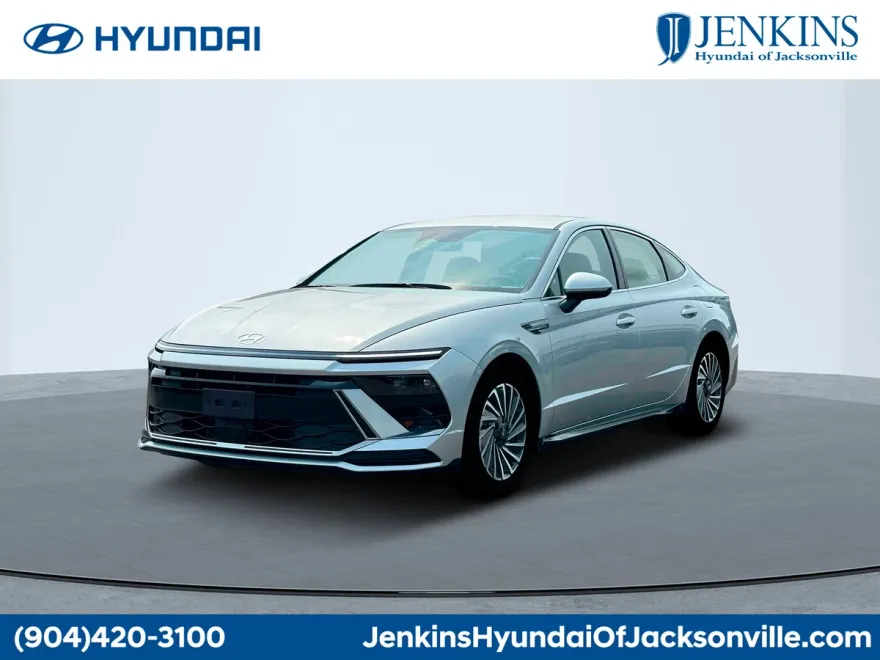 2025 Hyundai Sonata Hybrid SEL photo 1