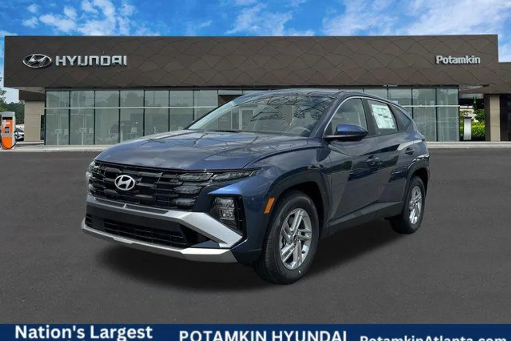 2025 Hyundai Tucson SE photo 1