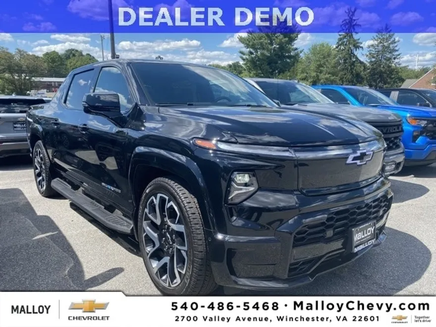 2024 Chevrolet Silverado EV RST photo 1
