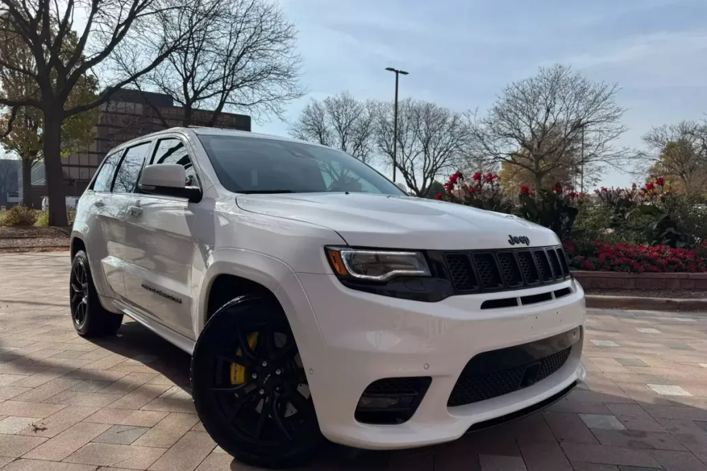2021 Jeep Grand Cherokee SRT8 Sport photo 1