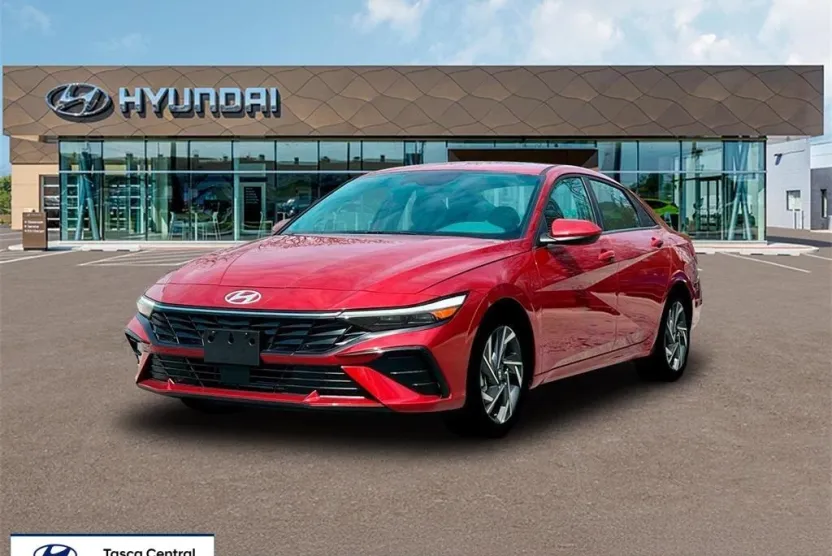 2024 Hyundai Elantra SEL Convenience photo 1