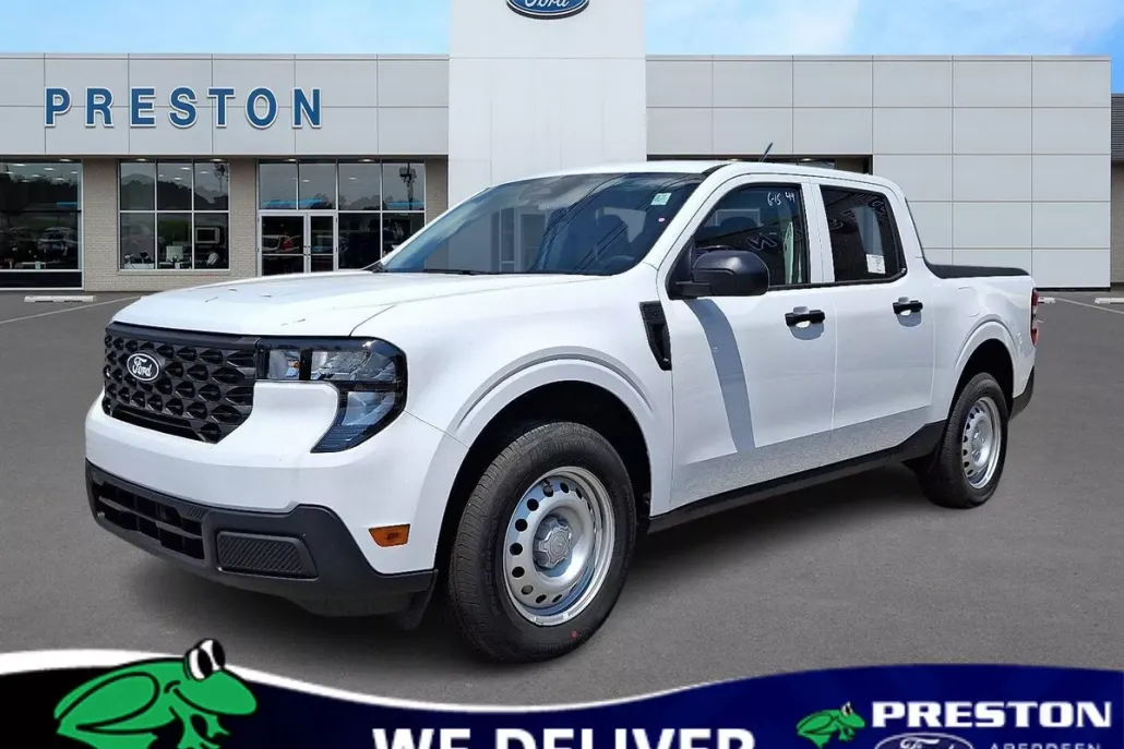 2025 Ford Maverick XL photo 1