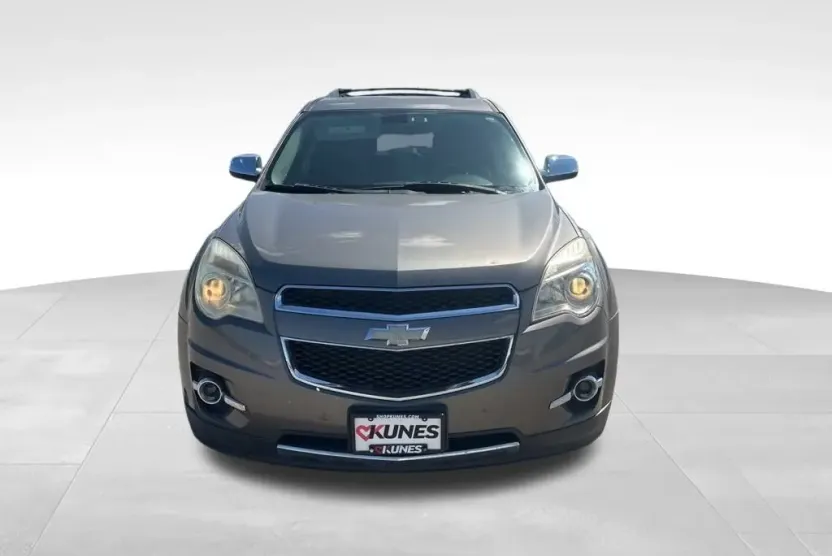 2010 Chevrolet Equinox LTZ photo 1
